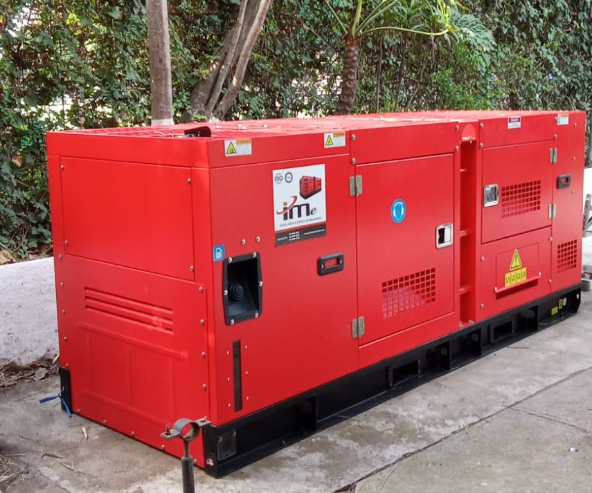Renta de generadores eléctricos Interna; panel de control para facilitar el uso de un generador eléctrico